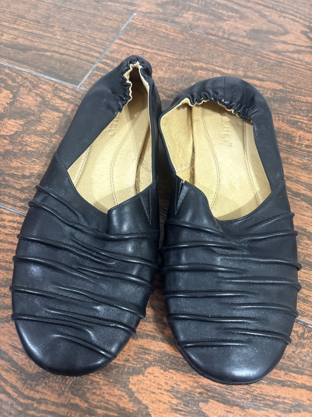 Chocolat Blu Black Ruched Slip-On Ballet Flats